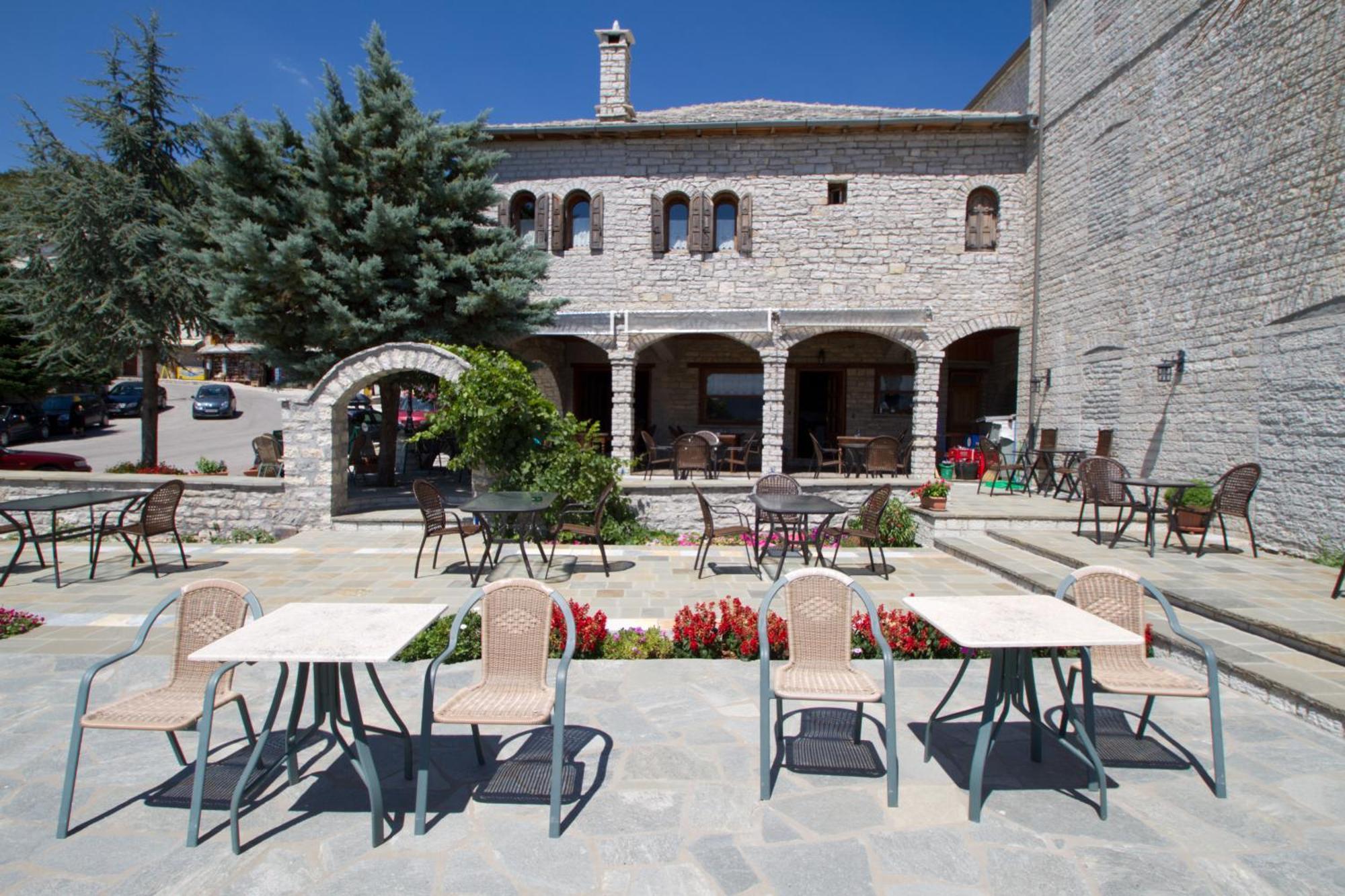 Hotel Monodendri Exterior photo