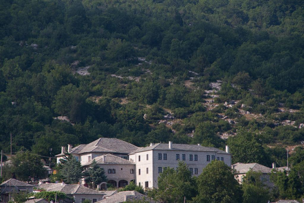 Hotel Monodendri Exterior photo